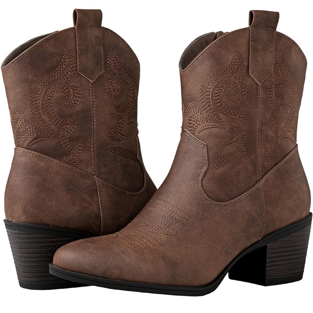 Women’s Western Cowboy Boots - size 5.5 - BRAND NEW IN BOX